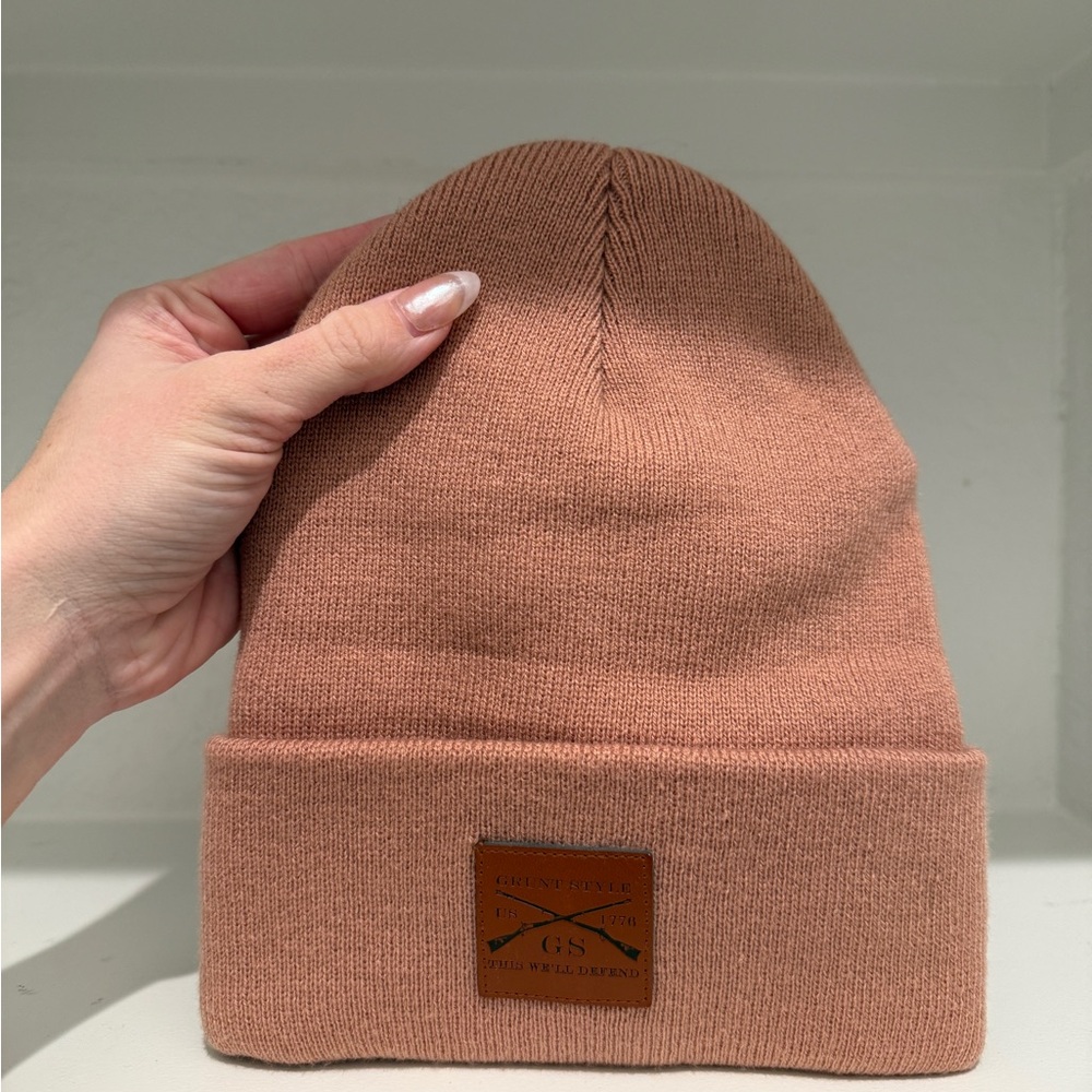 Grunt Style Women’s blush beige Beanie